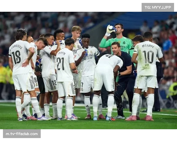 皇马巴萨巅峰再战 巨星争锋点燃球迷热情